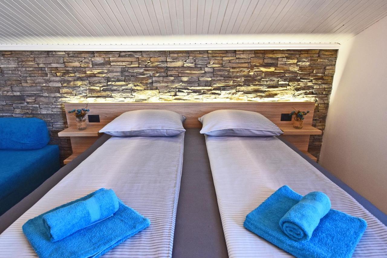 Apartment Leona بولا المظهر الخارجي الصورة