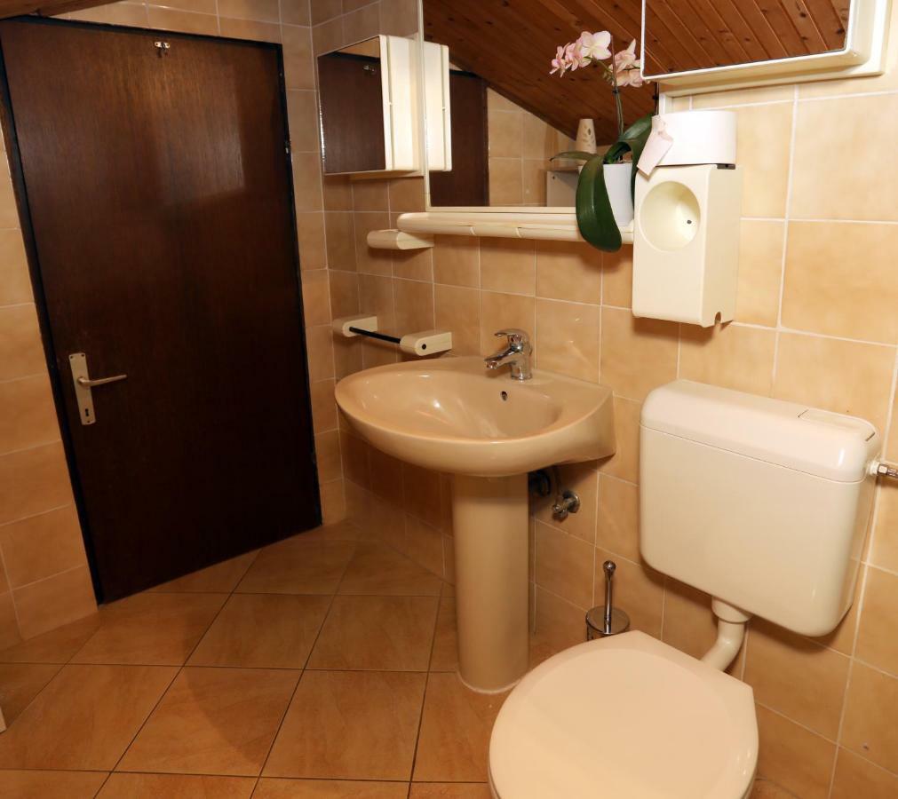 Apartment Leona بولا المظهر الخارجي الصورة